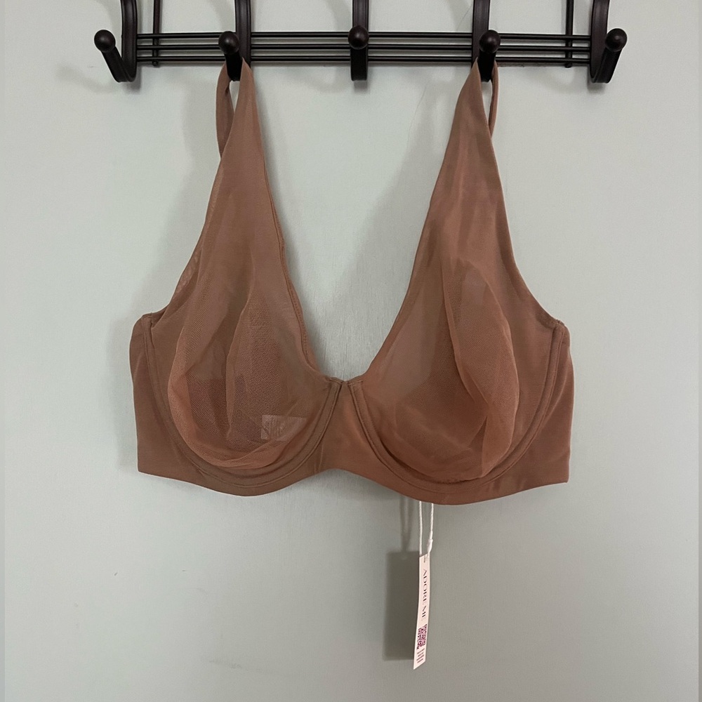 Adore Me Bra Nude color sheer size 38 DD